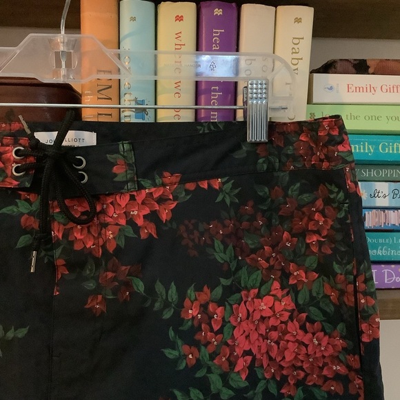 John Elliott Men’s Floral Print Board Shorts Size XL | Designer Streetwear LA - Picture 3 of 11